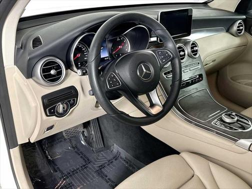 2019 Mercedes-Benz GLC 300 Base