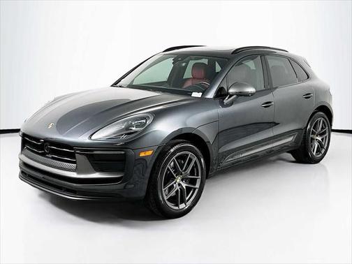 2025 Porsche Macan Base