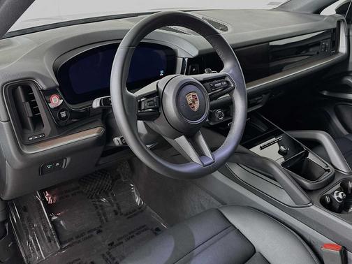 2025 Porsche Cayenne Cayenne