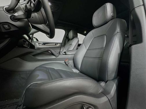 2025 Porsche Cayenne Cayenne