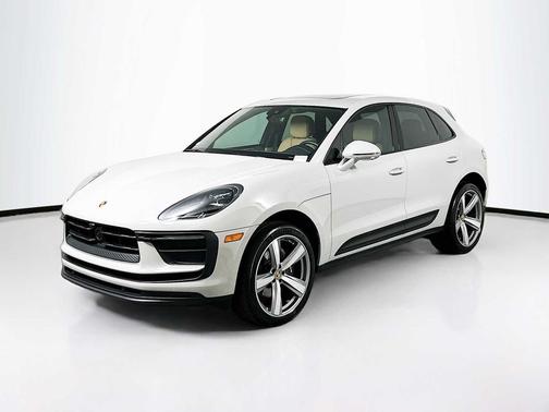 2025 Porsche Macan AWD