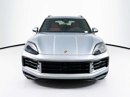 DOLOMITE SILV M 2026 Porsche Cayenne Cayenne