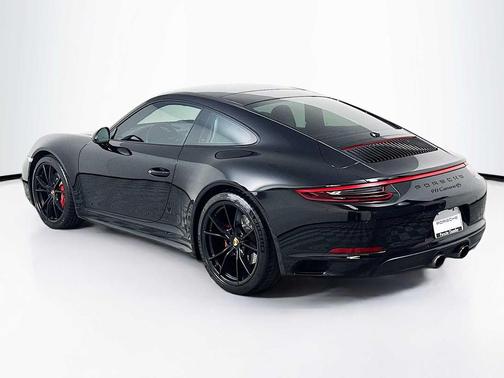 2019 Porsche 911 Carrera 4S
