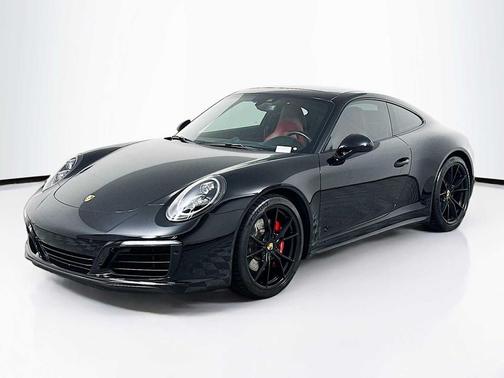2019 Porsche 911 Carrera 4S