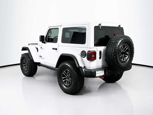 Bright White Clearcoat 2025 Jeep Wrangler Rubicon