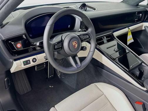 2026 Porsche Panamera GTS