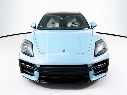 2026 Porsche Panamera GTS