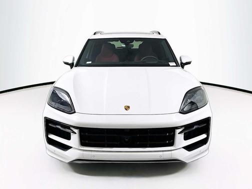 2026 Porsche Cayenne GTS