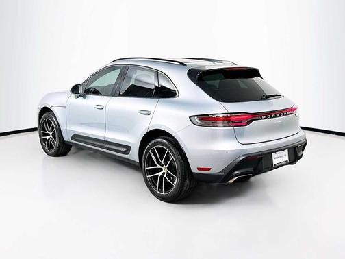 2024 Porsche Macan AWD
