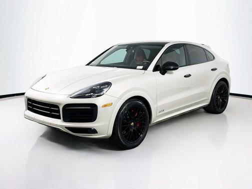 2022 Porsche Cayenne GTS