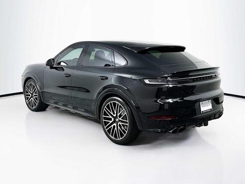 2026 Porsche Cayenne GTS