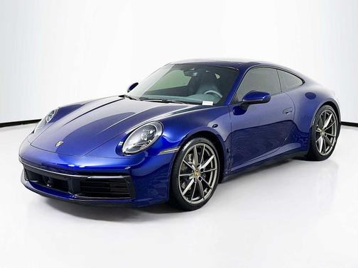 2020 Porsche 911 Carrera