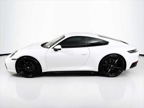 2021 Porsche 911 Carrera