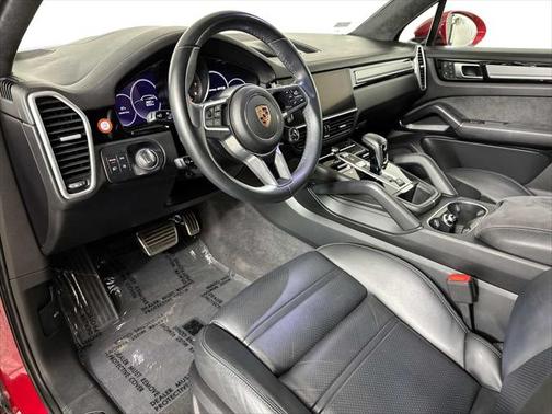 2022 Porsche Cayenne GTS