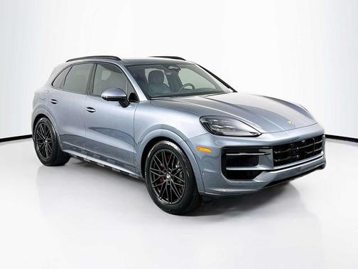 VANADIUM GRY ME 2026 Porsche Cayenne GTS