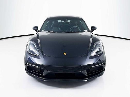 2022 Porsche 718 Cayman