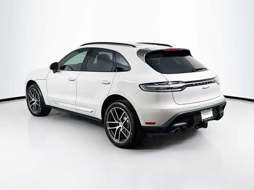 2026 Porsche Macan T