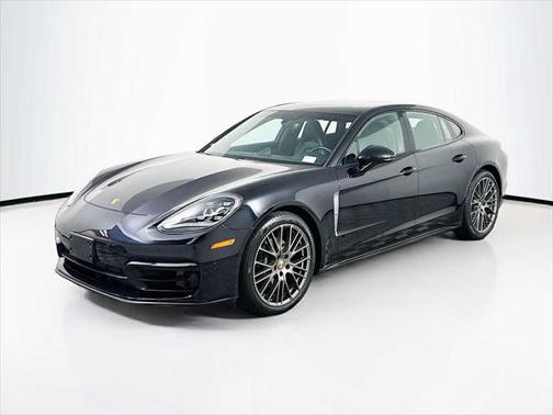 2023 Porsche Panamera 4