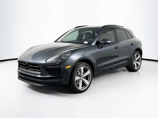 2026 Porsche Macan AWD