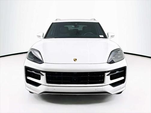 2024 Porsche Cayenne AWD