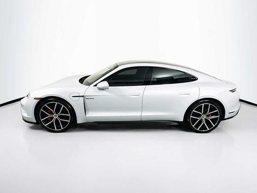 2026 Porsche Taycan GTS