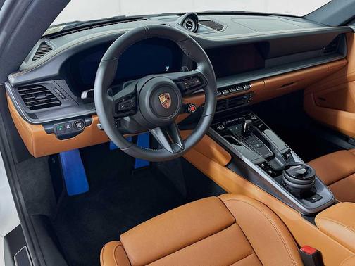 2026 Porsche 911 Carrera