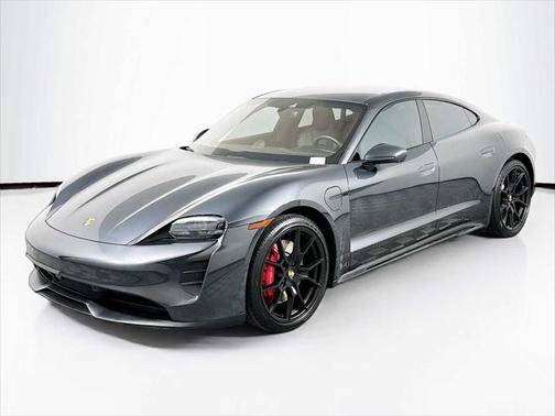 2022 Porsche Taycan GTS