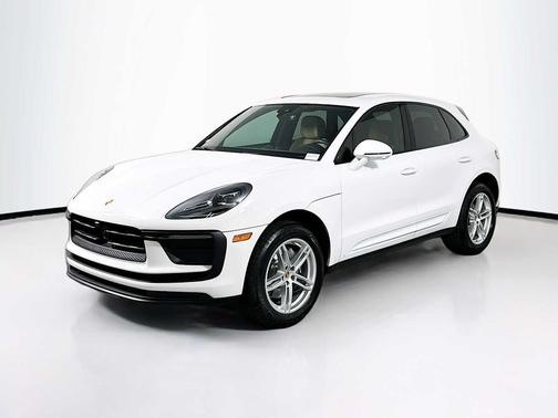 2025 Porsche Macan AWD