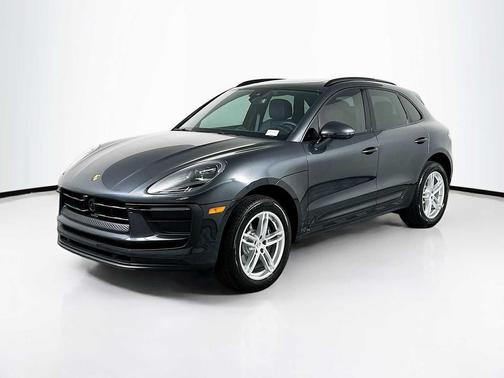 2026 Porsche Macan AWD