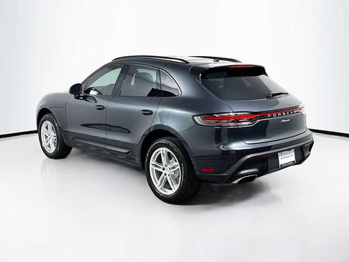 2026 Porsche Macan AWD