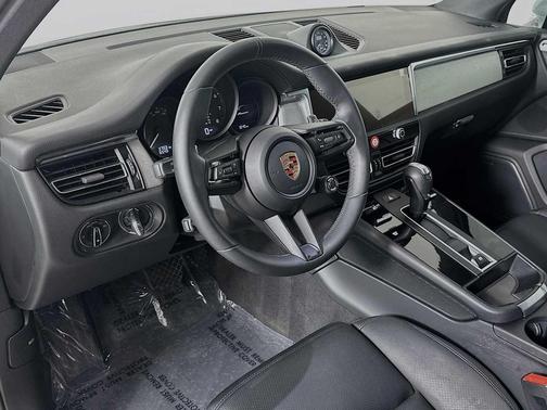 WHITE 2026 Porsche Macan Macan