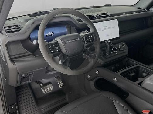 2024 Land Rover Defender 90 P525 Carpathian Edition