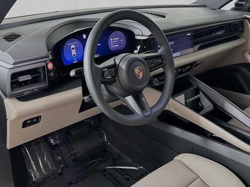 2025 Porsche Macan Electric