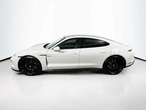 2025 Porsche Taycan GTS