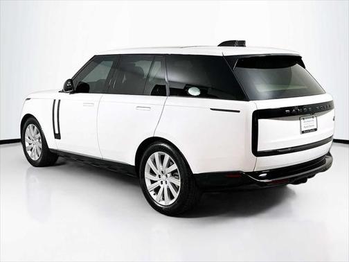 2023 Land Rover Range Rover P400 SE