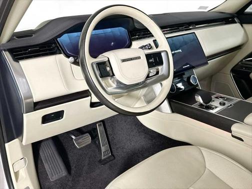 2023 Land Rover Range Rover P400 SE
