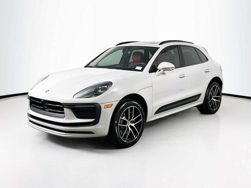 2026 Porsche Macan AWD