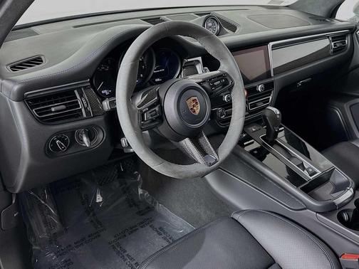 2022 Porsche Macan GTS