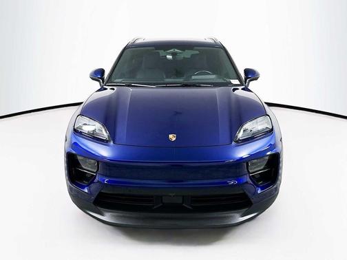 2024 Porsche Macan 4