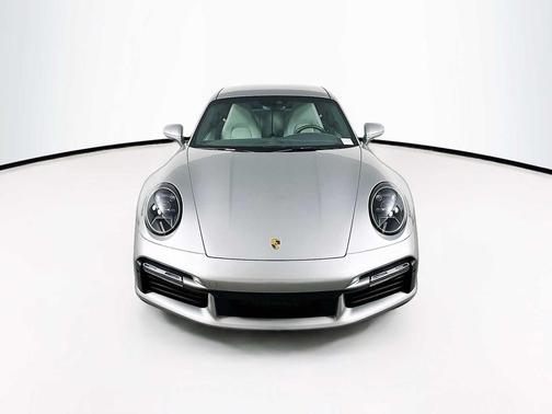 2021 Porsche 911 Turbo
