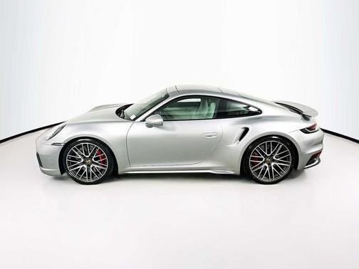 2021 Porsche 911 Turbo