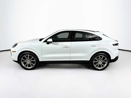 CARRARA WHT MET 2026 Porsche Cayenne Cayenne
