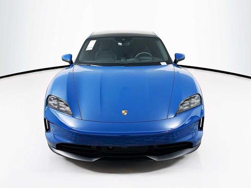 2025 Porsche Taycan 4