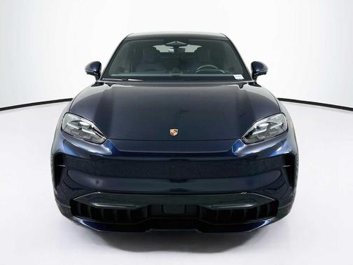 ALGARVE BLU MET 2026 Porsche Cayenne S