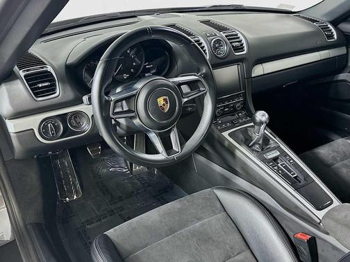 2016 Porsche Boxster Spyder