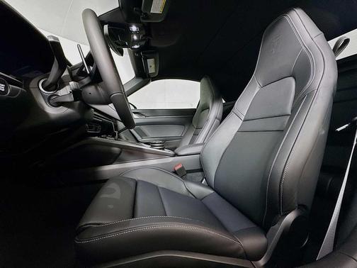 2026 Porsche 911 Carrera 4S Cabriolet