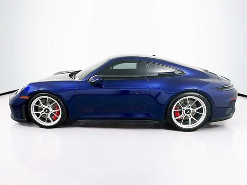 Gentian Blue Metallic 2026 Porsche 911 GT3