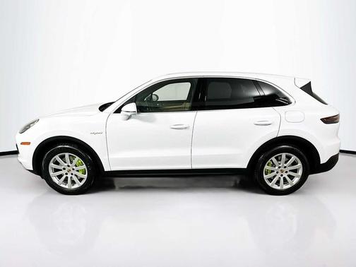 2022 Porsche Cayenne Cayenne E-Hybrid