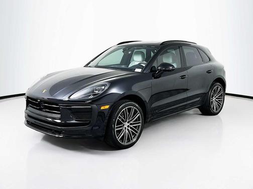 2025 Porsche Macan AWD