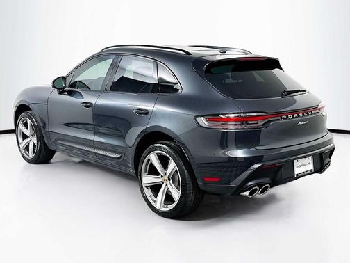 2026 Porsche Macan AWD